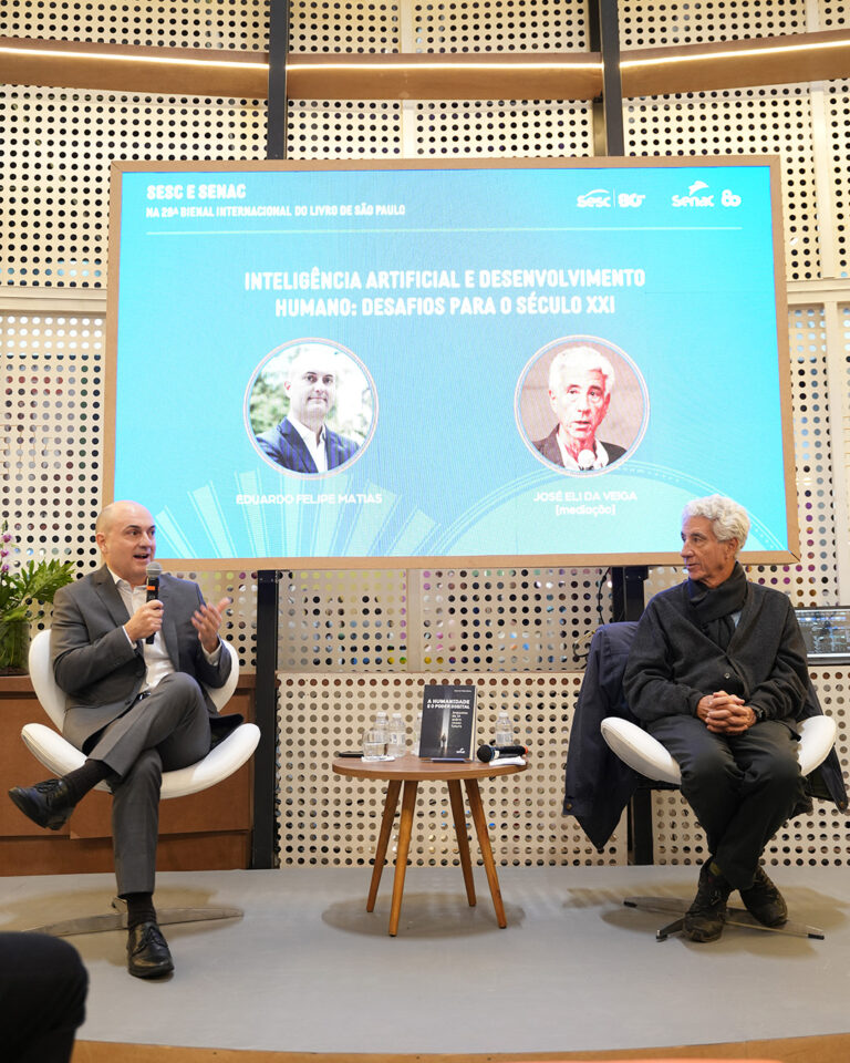Na Bienal do Livro, bate-papo com o autor de “A Humanidade e o Poder Digital” discute impactos da IA sobre trabalho, democracia e poder